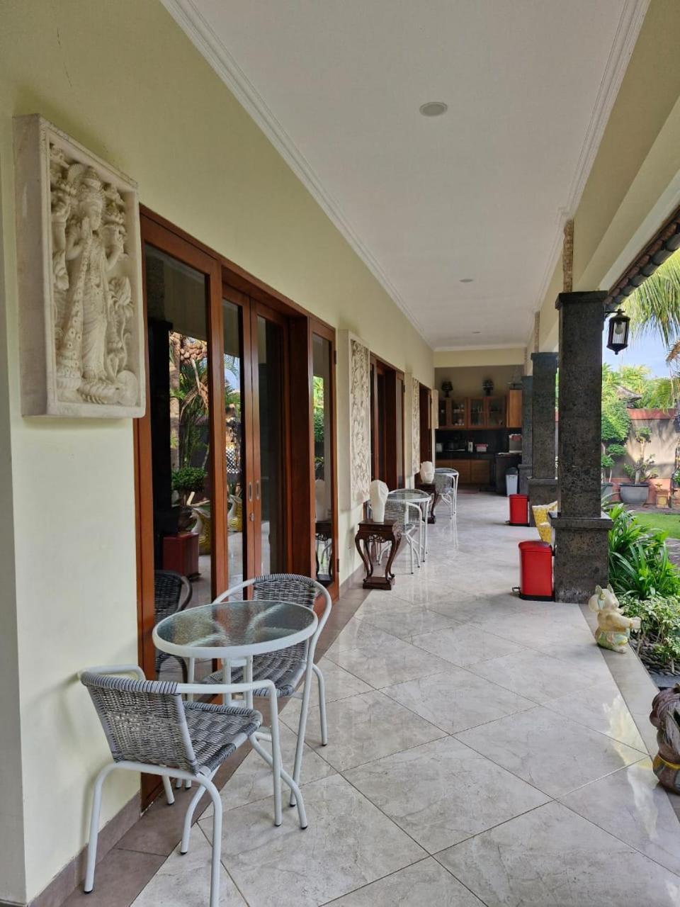 Sari Ayuning Nusa Guest House Нуса-Лембонган Екстер'єр фото